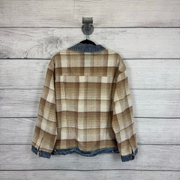 Impressions Plus Size Tan Plaid Denim Trim Fall Shacket Size 1X - Picture 9 of 9